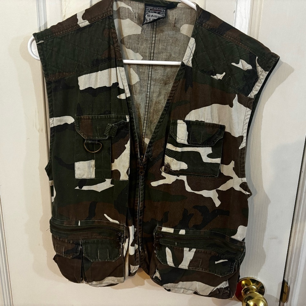 vintage army vest - distressed thrift